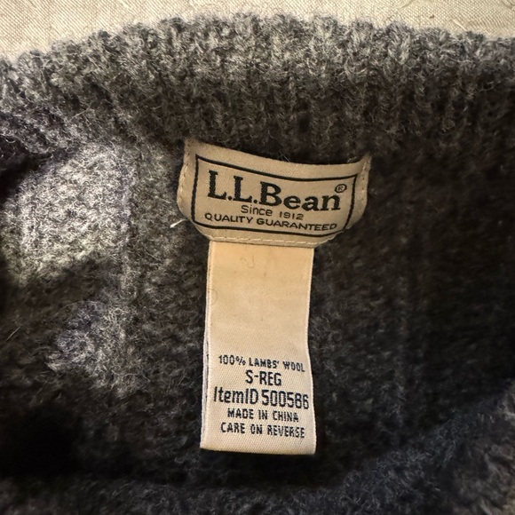 Men’s Small LL Bean Wool Sweater - Picture 3 of 3